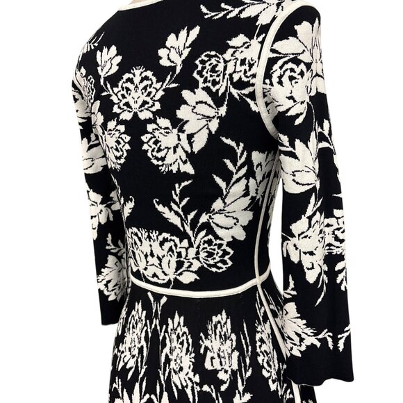 Reversible Black & White Floral Knit Dress 3/4 Sleeves Fit & Flare Style Womens - Picture 11 of 15